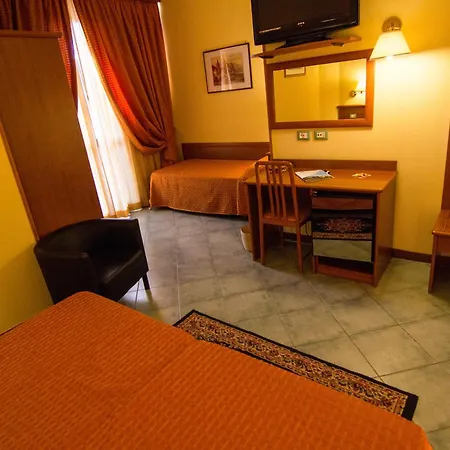 Degli Amici Hotel 4*