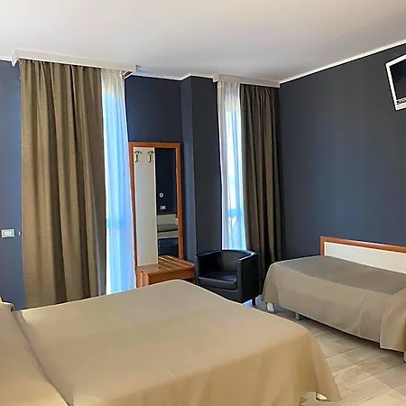Degli Amici Ξενοδοχείο 4*