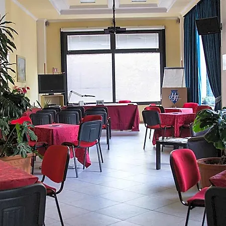 Degli Amici 4*