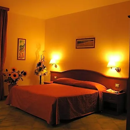 Degli Amici Hotel 4*