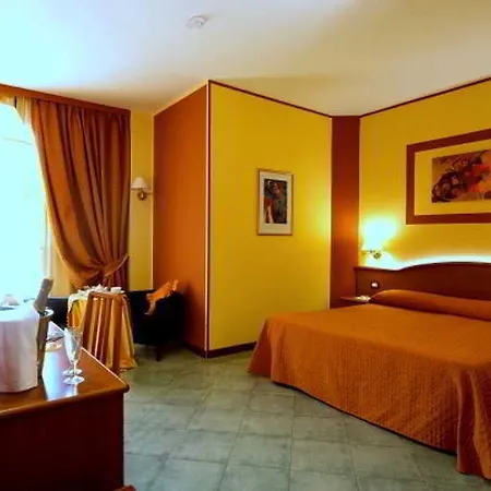 Degli Amici 4* Artena