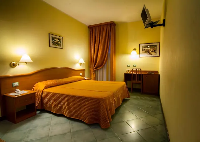 Degli Amici 4* Artena