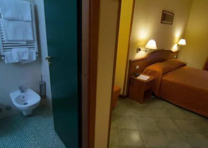 Degli Amici 4*